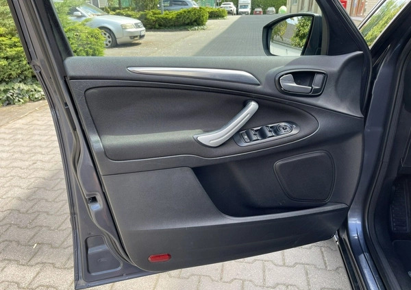 Ford S-Max cena 34900 przebieg: 197000, rok produkcji 2011 z Puszczykowo małe 781